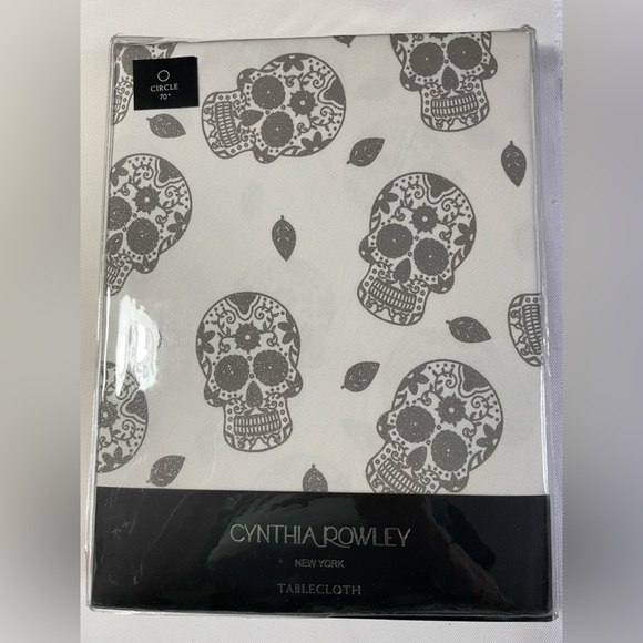 Cynthia Rowley Other - NWT HALLOWEEN TABLECLOTH.   CYNTHIA ROWLEY  Skulls   70” Round.    100% Cotton